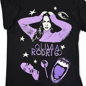 Olivia Rodrigo Shirt Mens Medium Black Purple Tee Pop Music Vampire Graphic Logo